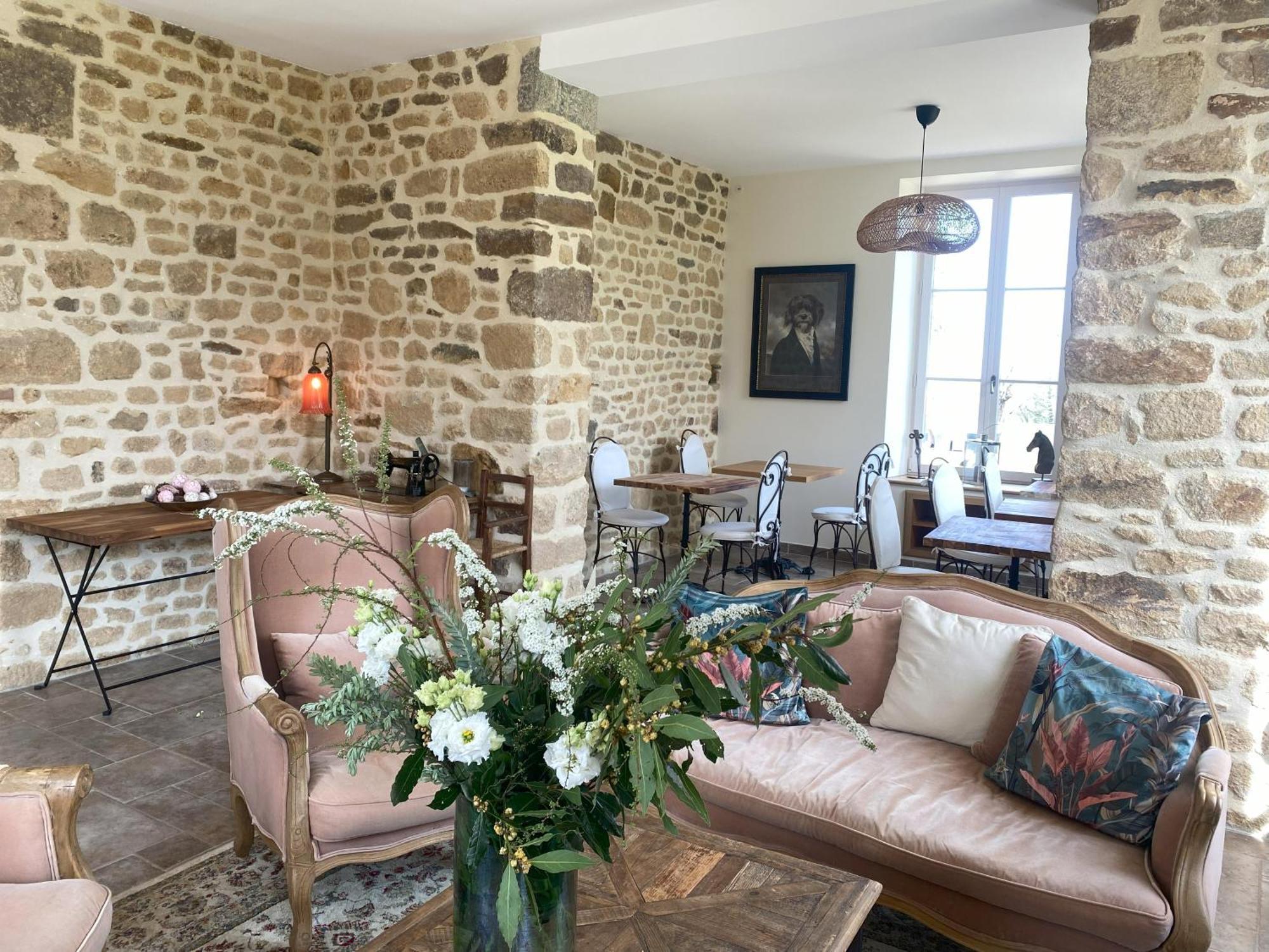 Au Chateau La Lucerne-d'Outremer Exterior photo